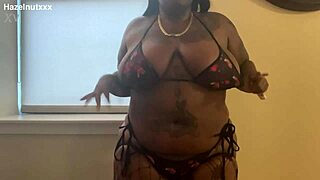 Ebony Hazelnutxxx Lights Up In Bikini With Face Everywhere On Display