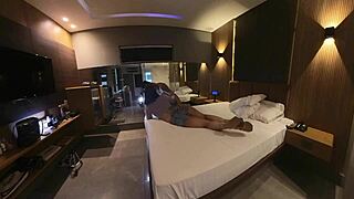 😏 fodendo essa bunda apertada da stefhany ts até gozar dentro 👅