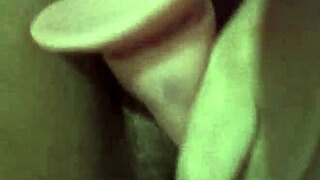 i'm virgin just rub pussy outside