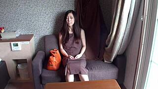 Beautiful Japanese Wife Afternoon Creampie Sex