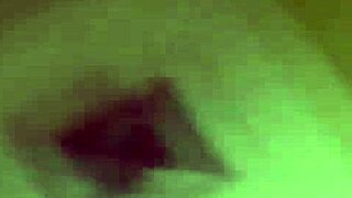 Пандора раздевается догола дразня мускулистого качка сочными формами