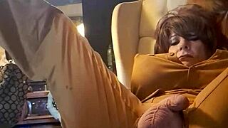 fine ass tranny rides huge dildo deep