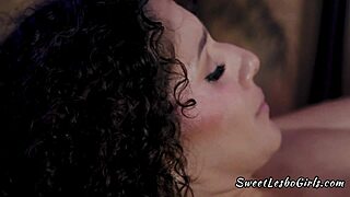 Liv Revamped Queenie Sateen Wet Lesbian Fuck Masseuse Client