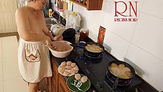 nudist housewife regina noir cooks naked in kitchen like a sexy maid 🍳🔥👰