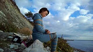 wanna watch sofi tied up against the sea reading that book pov?