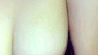 VIETNAM GIRL'S SHOW FILLS HEART WITH RAW DESIRE