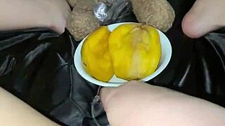 mango stuffs my tight 18 yo virgin pussy saudi teen masturbates with fruit
