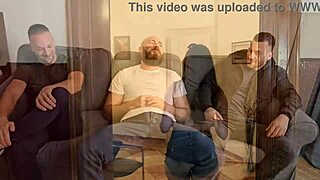 i'm chokin on this pizza dp dap mess in my mouth ughh