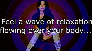 Erotic mistress Lisa commands in sensual 12-minute session