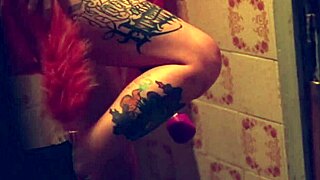 Plug stuffed in her tight tattooed ass before outdoor cum blast - Bia Roman