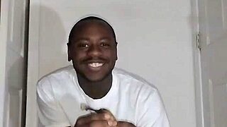 relaxing eating banana stretching what to say feeling thankful thanksgiving holiday