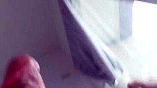 Argentinian bodybuilder milks monster cock with epic handjob cumshot