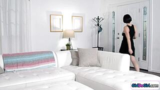 i can't stop licking my milf boss's ass and pussy while she fingers me