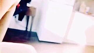 omg i crave licking between her sexy toes and bare feet before riding!