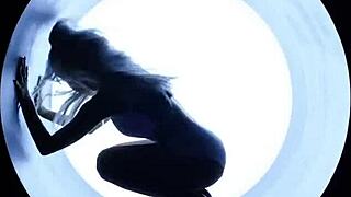 Ariana Grande's petite tongue teases in sexy close focus