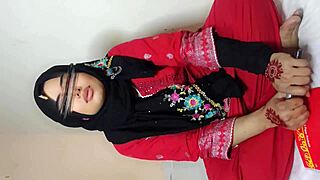 Pakistani teacher seduces student for after-school fun with clear hindi audio