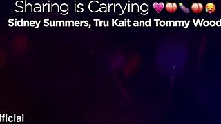 sidney summers and tru kait's big asses worship and share that bwc juicy