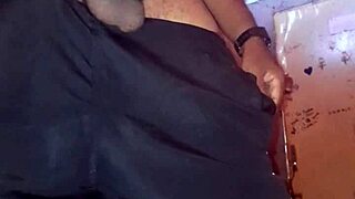 keepin the shoot goin til i get that good creamy squirt