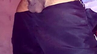 keepin the shoot goin til i get that good creamy squirt