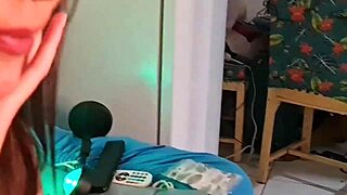 Skinny teen camgirl teases her tight body for all you online pervs