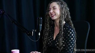 Compilados da Jujube delícia no Bora cast com Bruna Carlos sheer red