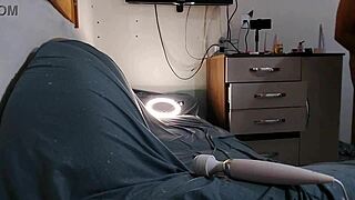 pornstar babe licks ass then vibes her hole with toy machine