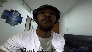 😏 met street girl, fed her then she grabbed my dick in her bathroom shower