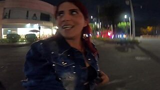 😏 met street girl, fed her then she grabbed my dick in her bathroom shower