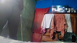 morena flashes huge ass tempting cuñado to stroke