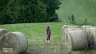 Latina Mariana Martix Barebacks Farmer's Big Cock OUTDOORS Before Cuck Husband Shows - RANCH Creampie