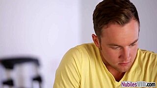 hey milf bianca breeze and sara luvv teach how to handle stepmom right