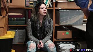 Teen shoplifter caught by mall cop's thick bulge