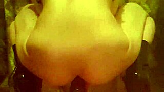 AMATEUR TEEN SOLO DEEP FISTING ASSHOLE WITH ANAL TOYS IN HEELS