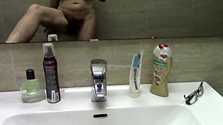 secretly craving these saggy tits yet?