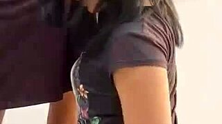 espio a mi vecina tendiendo ropa... la cojo rico en su casa