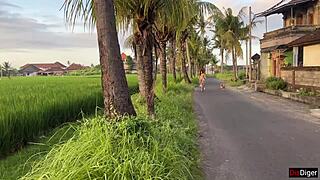 i thanked that stranger with my pussy creampie after bike help outdoor