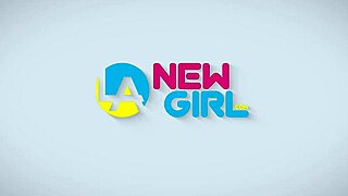 BLONDE BOMBSHELL GIVES HORNY FOOTJOB OUTDOOR AFTER PICKUP