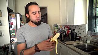 Elana Bunnz Gender Transform Body Transfer Leads To Intense Pussy Masturbation