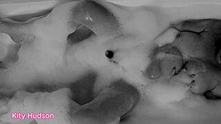 kity hudson vibes toy deep in hairy bath pussy