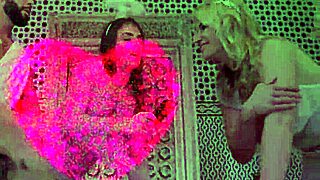 Aphrodite Teases Freeuse Group Pleasures