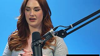 watch chubby bbw milf siri finger hairy pussy to orgasm