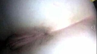 Hot tight teen pussy stretched wide by bottle feels so damn good