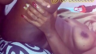 oh fuck my preta babe gemendo so loud takin my thick pau deep in her tight rabo hole damn it feels good!!