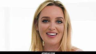 charlie forde spreads shaved pussy up close for milf muff diving fun