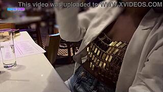 СЛЕД БАР КУК ЪТ СМУЧА ТВЪРДО ДОКТО СТРИП ЖЕНАТА ИЗЧУКАНА В ДУПЕТО И КРЕМПАЙ С ГОЛЕМИ ЧЕРНИ ХУЙОВЕ!