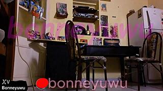 bonneyuwu sneaks camara oculta sex with dad's friend pigtails flyin