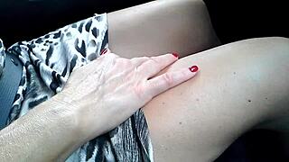 Mature housewife flashes pussy fingering in car on public drive