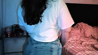 pov cute thick colombian twerks bedroom then doggystyle fuck her 🍑😍🔥