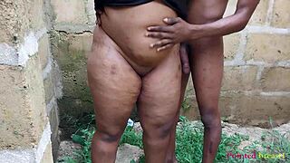 wanna see me bent over getting banged doggystyle outdoors with my big ass?