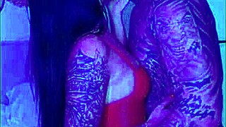 Cria stuffs juicy ass pussy spreads then pounds tight cuzinho hard